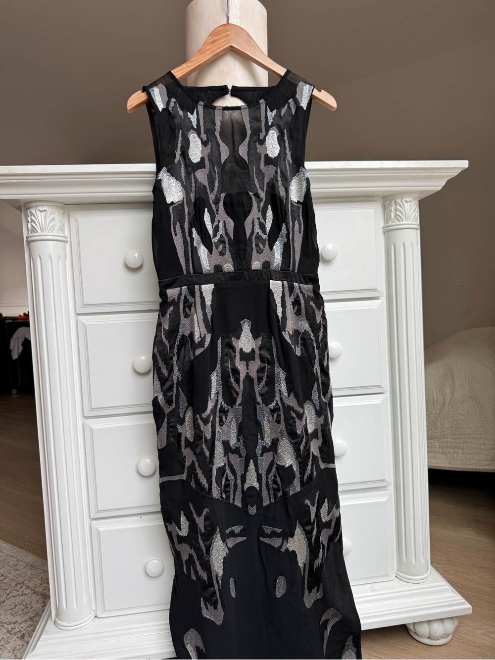 REISS Zuma Black Silver Embroidered Maxi Dress – Size US 4 / UK 8 / EU 36 - Picture 14 of 14